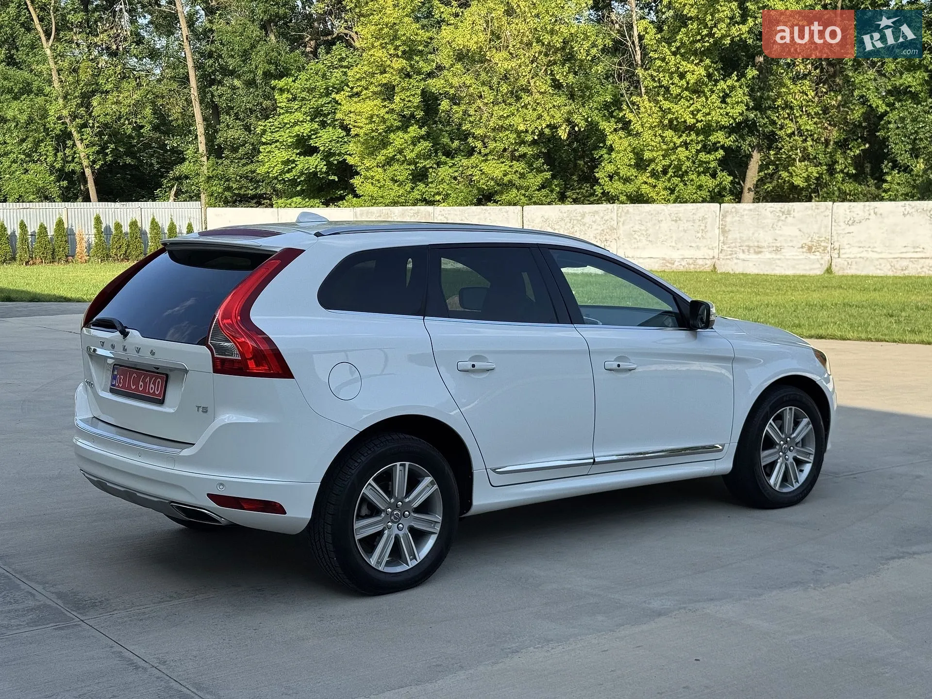 2017 Volvo XC60 - мініатюра 11