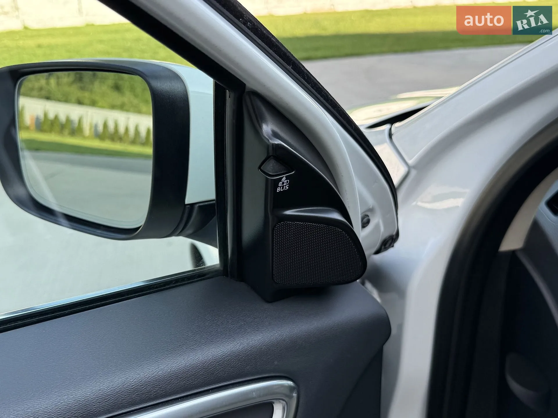 2017 Volvo XC60 - мініатюра 35