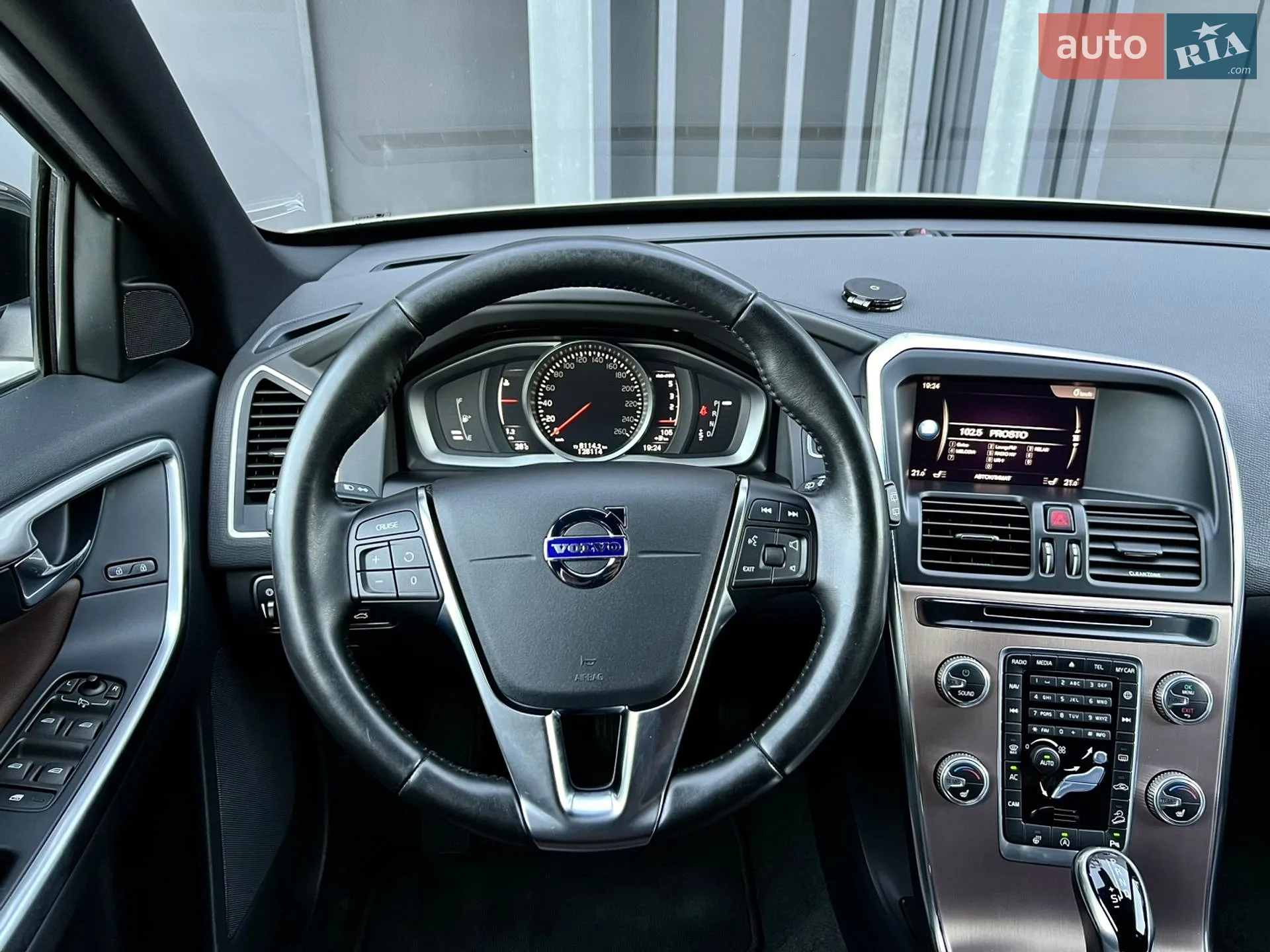 2017 Volvo XC60 - мініатюра 3