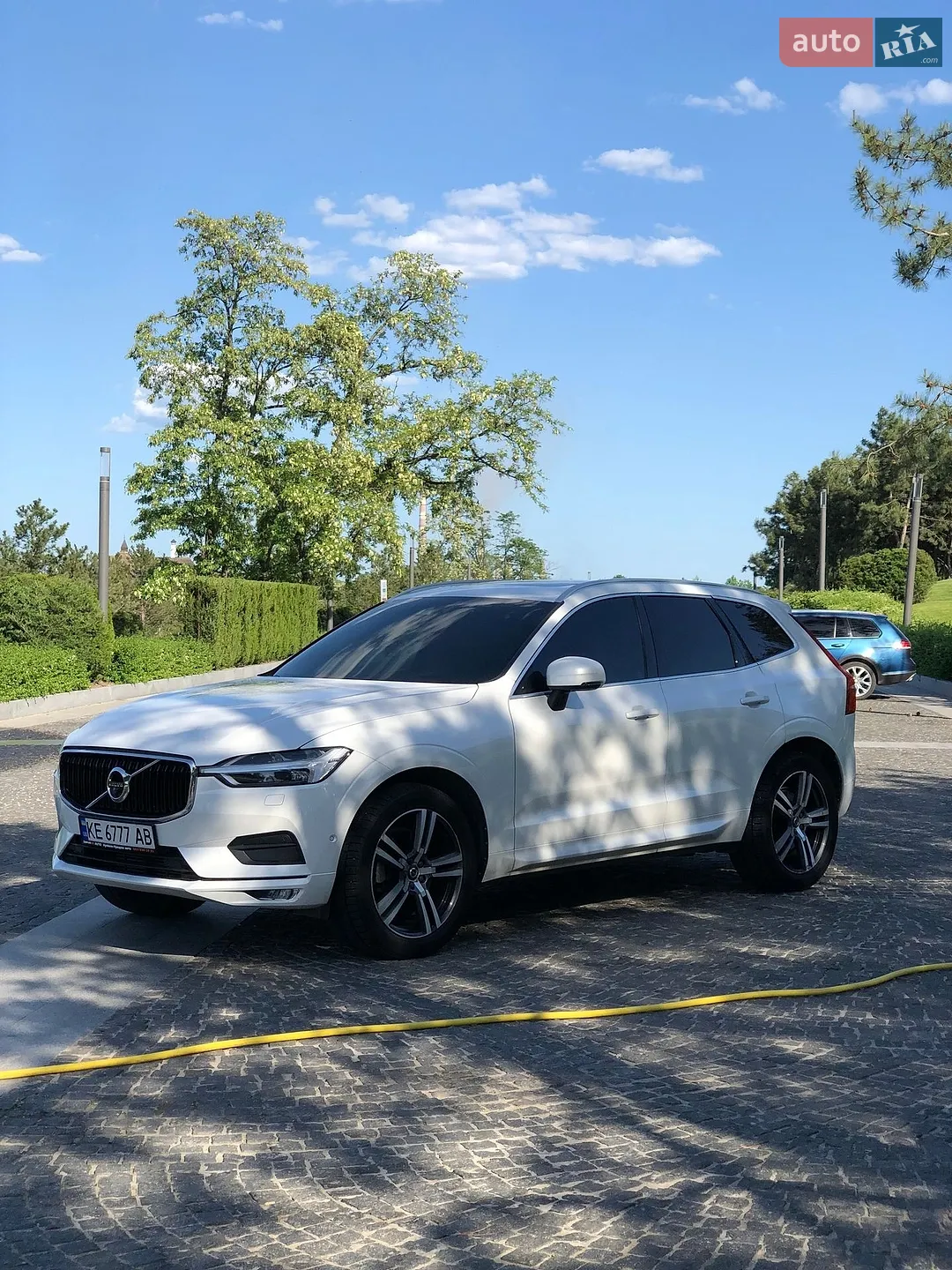 2017 Volvo XC60 - фото 1