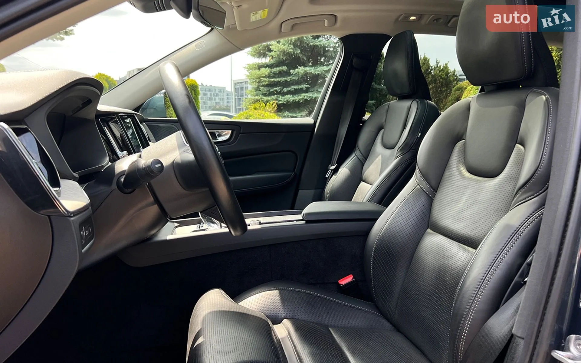 2022 Volvo XC60 - мініатюра 9