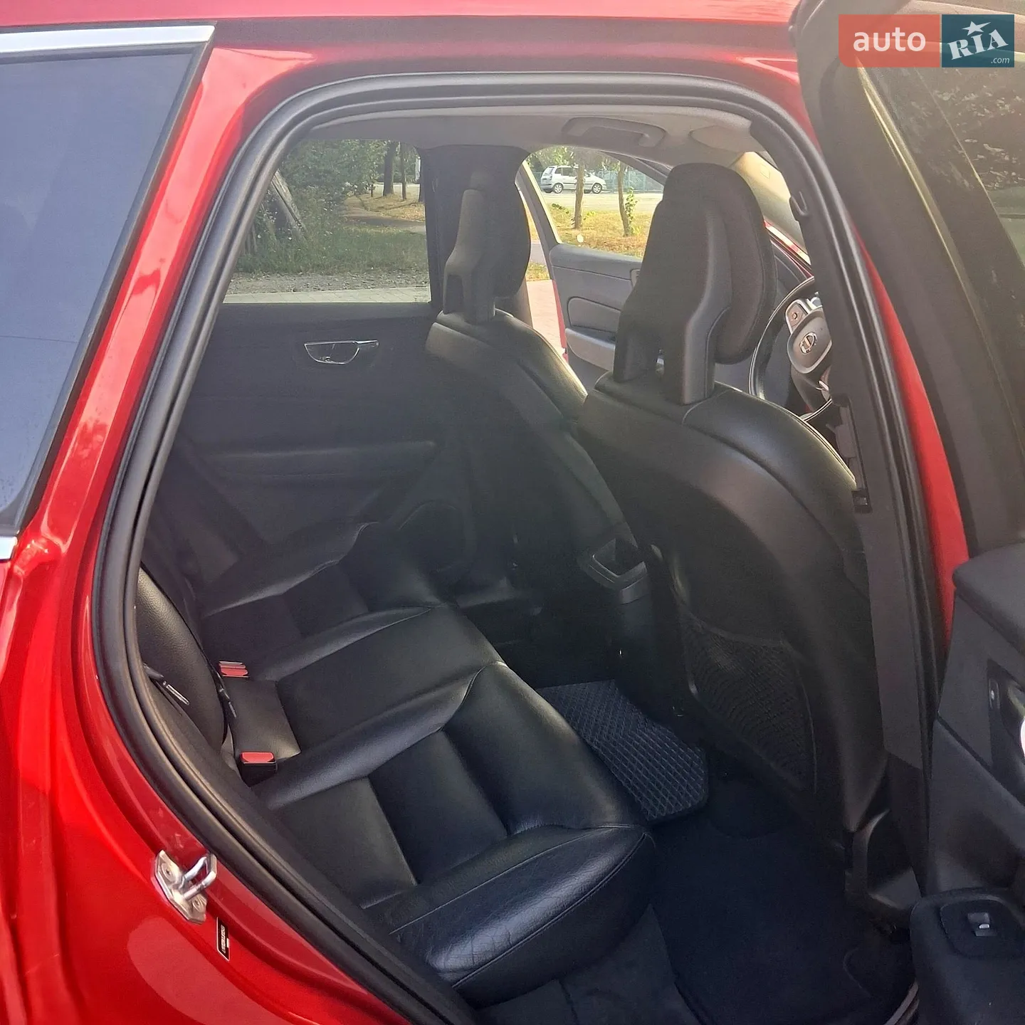 2018 Volvo XC60 - мініатюра 38