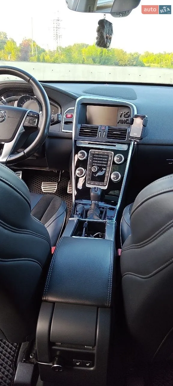 2016 Volvo XC60 - мініатюра 16