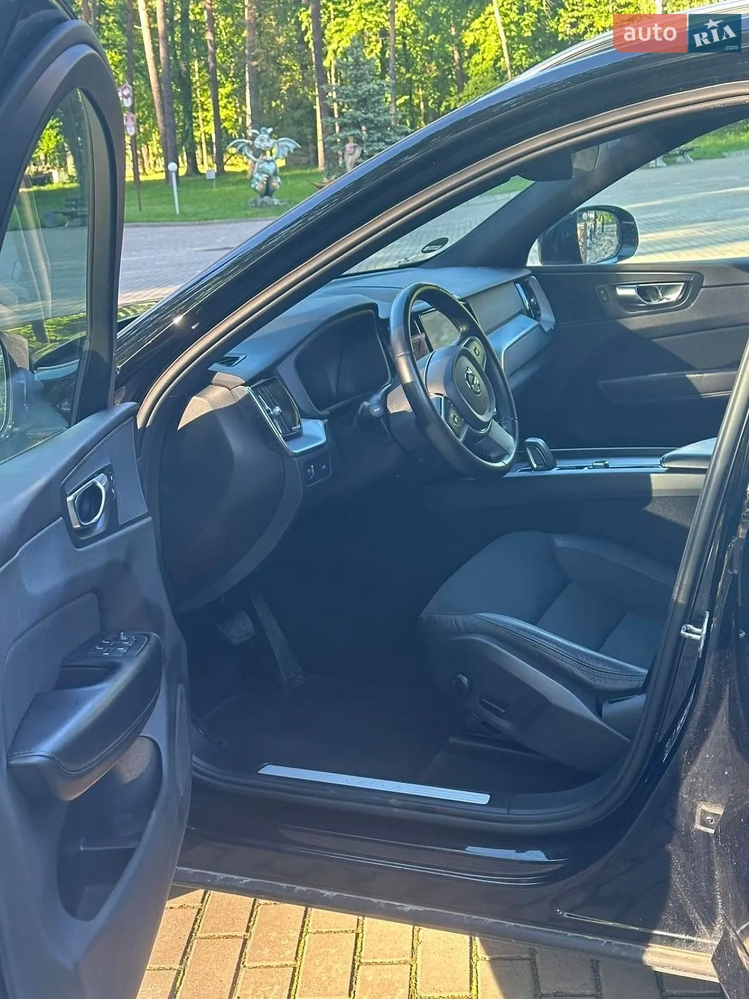 2019 Volvo XC60 - мініатюра 6