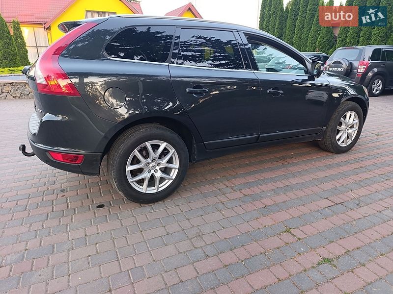 Внедорожник / Кроссовер Volvo XC60 2010 в Староконстантинове фото 12 Внедорожник / Кроссовер Volvo XC60 2010 в Староконстантинове