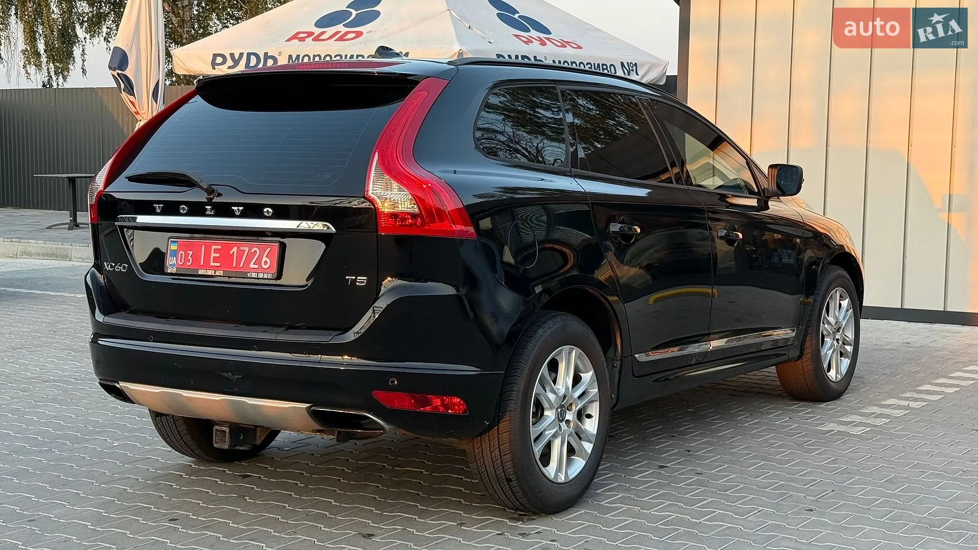 2016 Volvo XC60 - мініатюра 11