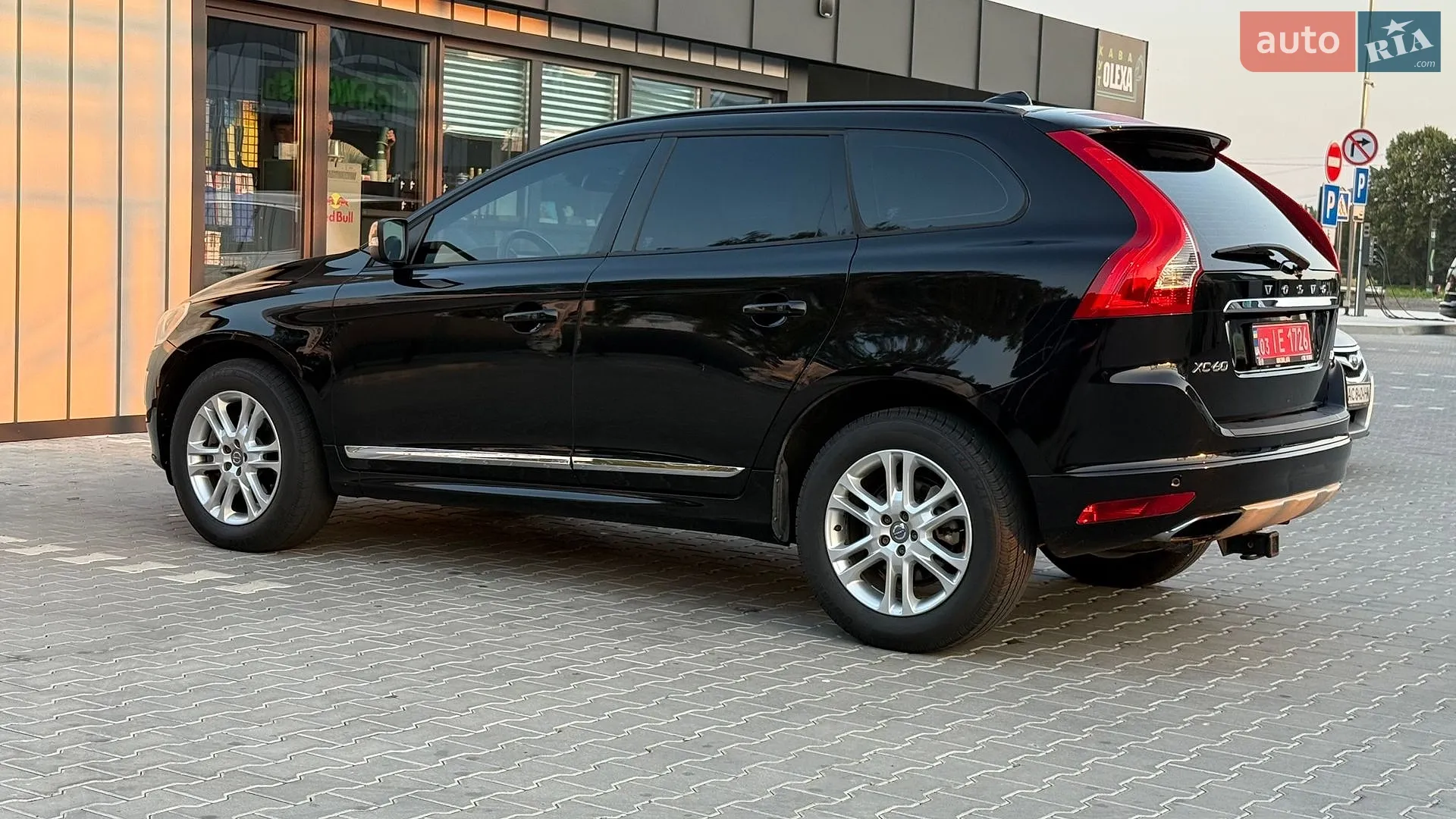 2016 Volvo XC60 - мініатюра 16