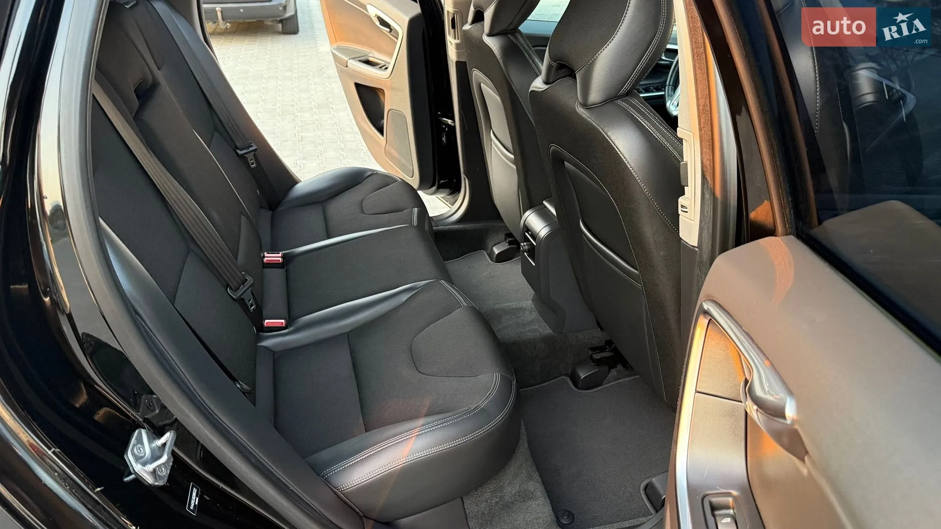2016 Volvo XC60 - мініатюра 35