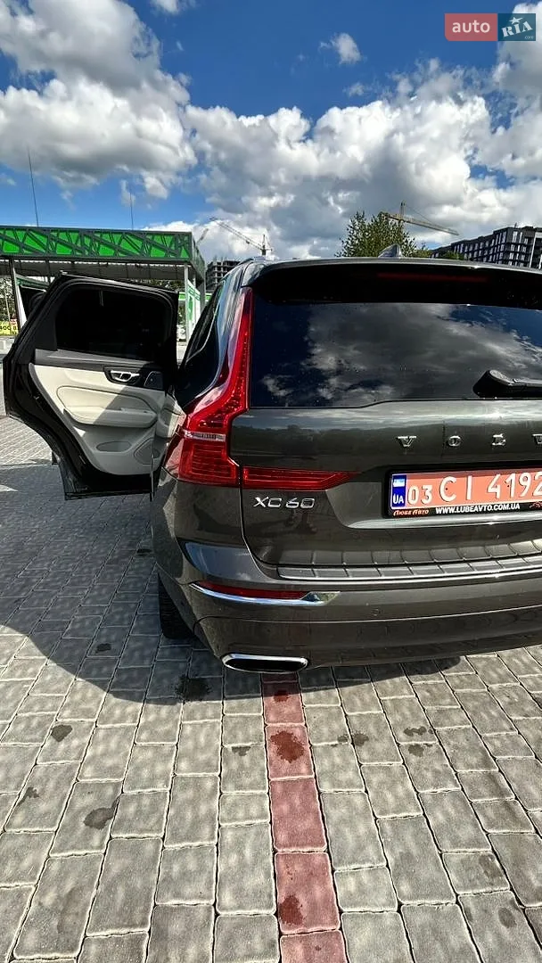 2017 Volvo XC60 - мініатюра 10