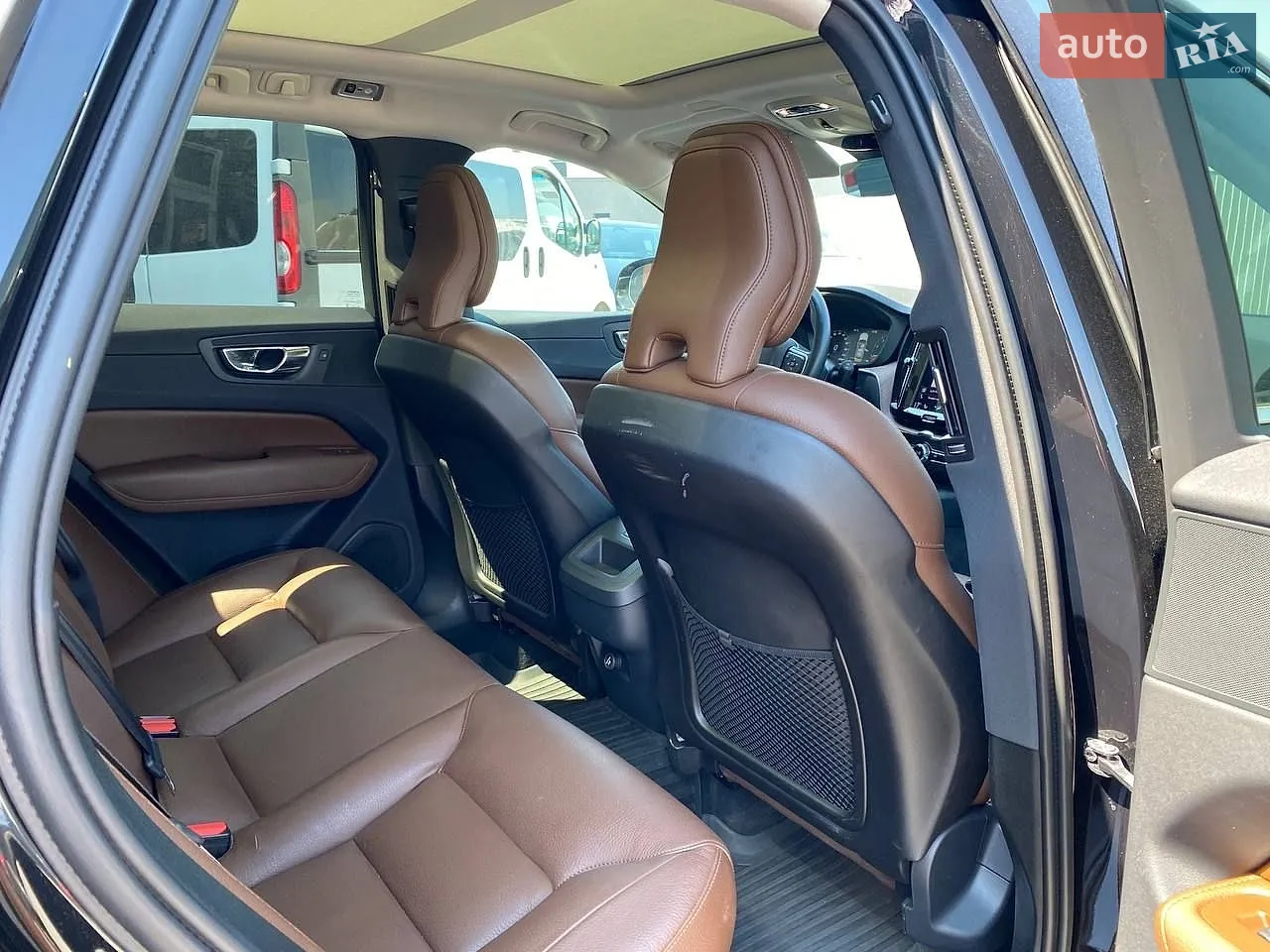2018 Volvo XC60 - мініатюра 23