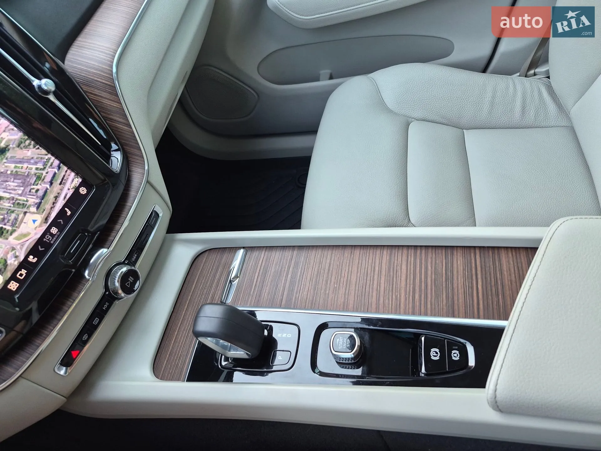 2021 Volvo XC60 - мініатюра 23