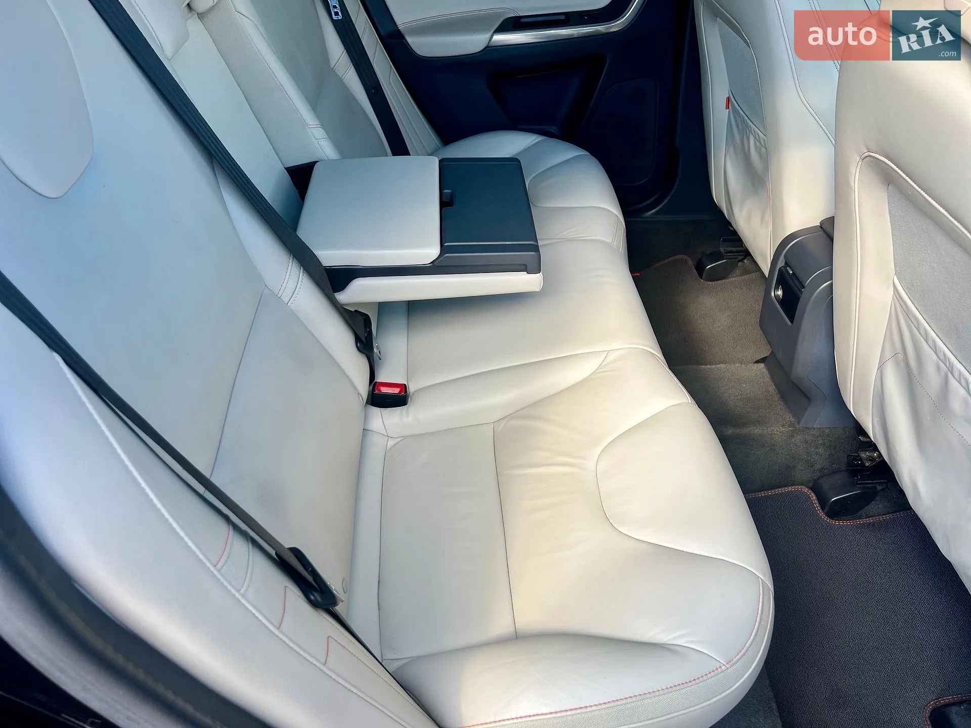 2015 Volvo XC60 - мініатюра 31