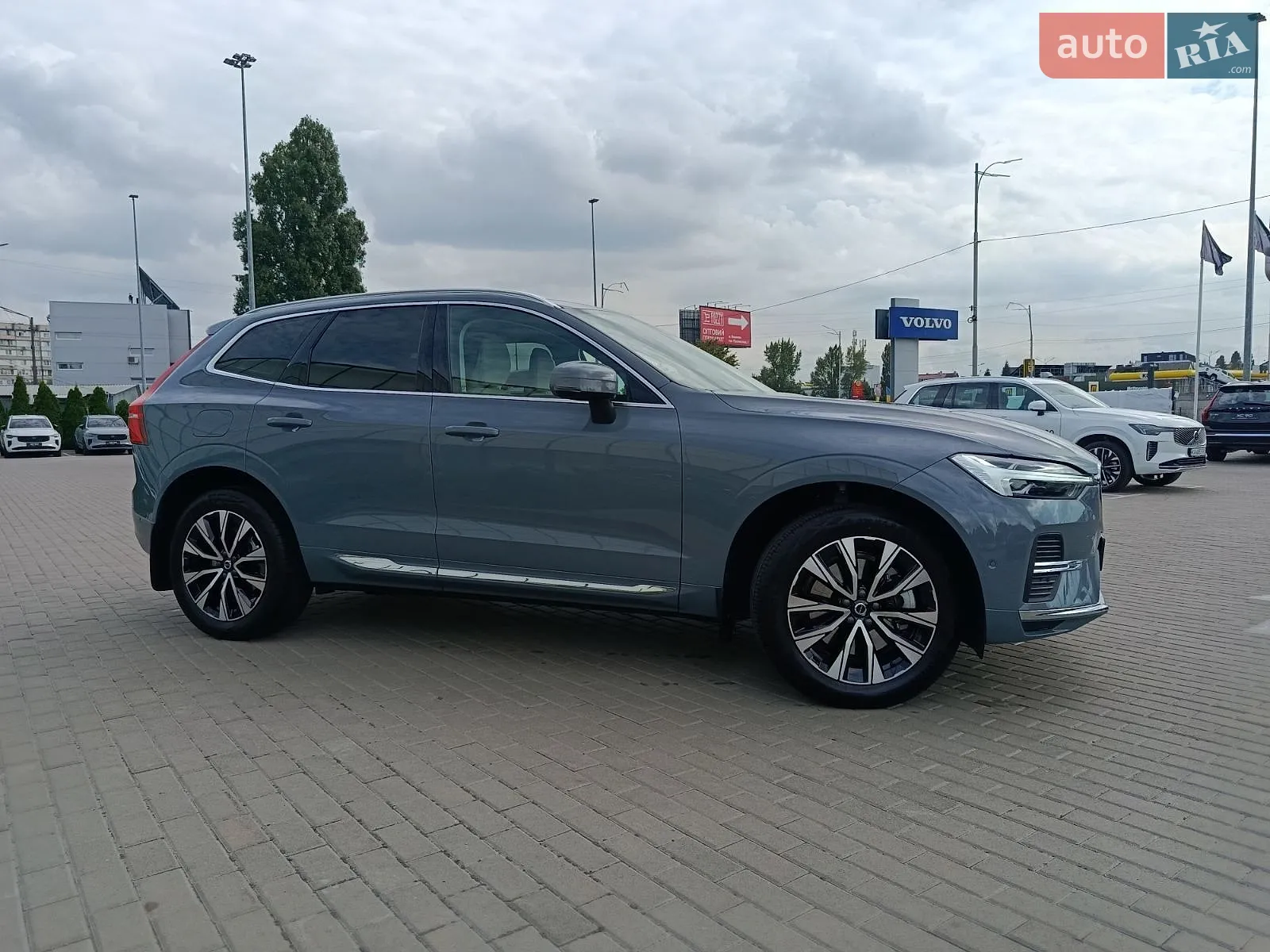 2023 Volvo XC60 - мініатюра 8