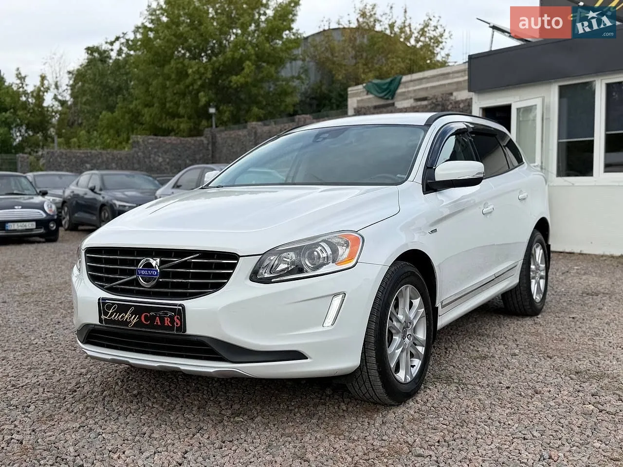 2015 Volvo XC60 - фото 1