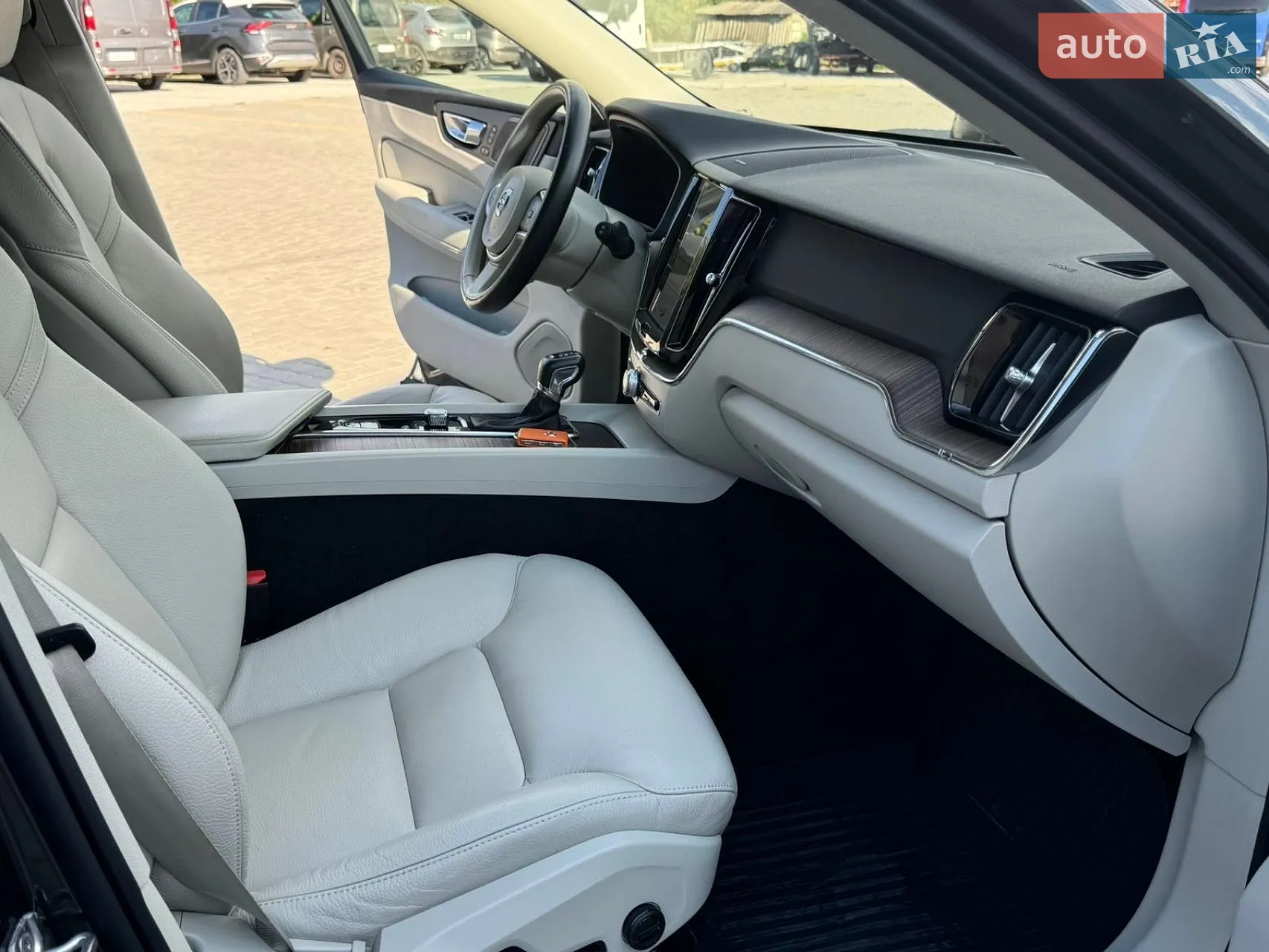 2021 Volvo XC60 - мініатюра 23