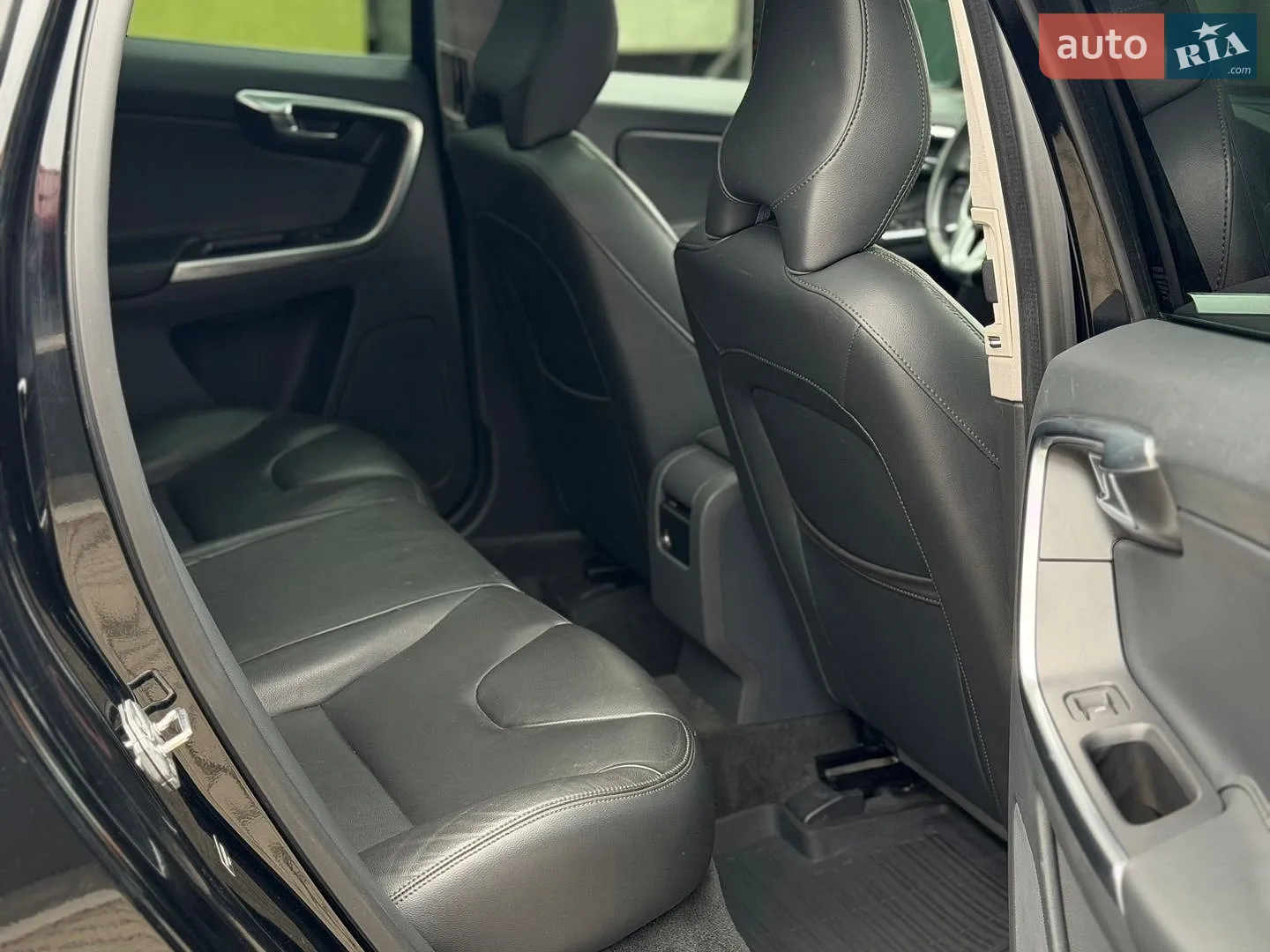 2016 Volvo XC60 - мініатюра 16