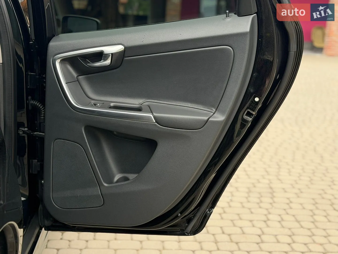 2016 Volvo XC60 - мініатюра 17