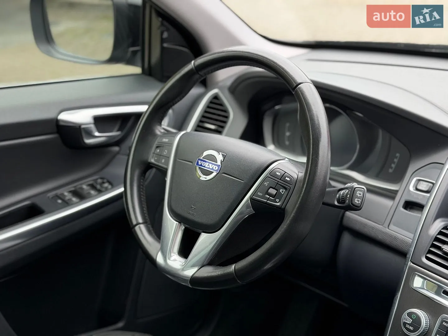 2016 Volvo XC60 - мініатюра 18