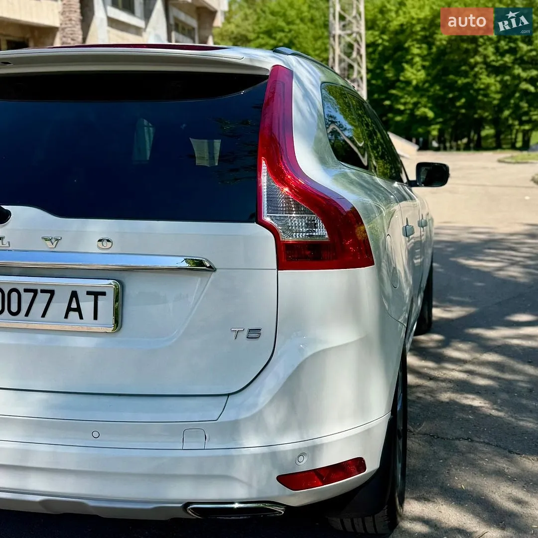2016 Volvo XC60 - мініатюра 18