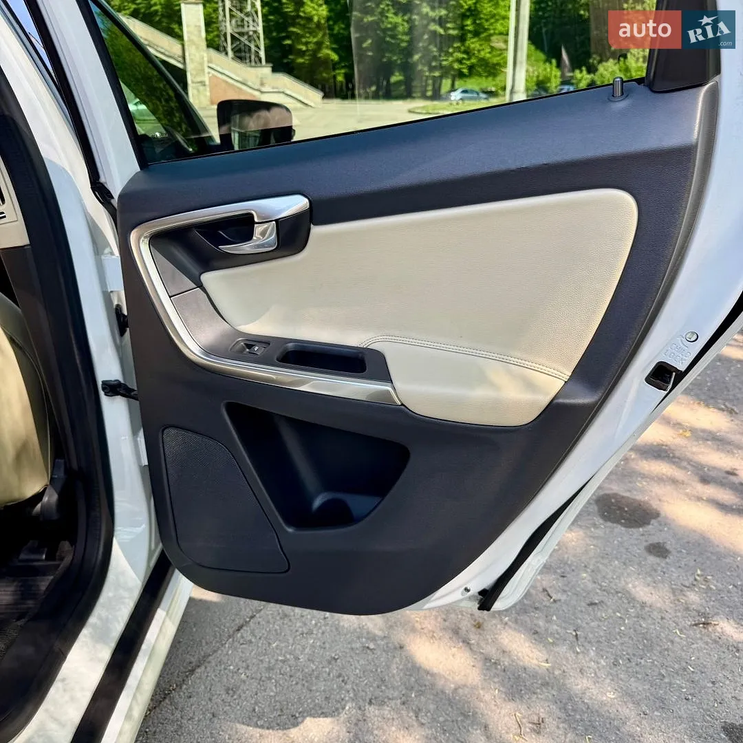 2016 Volvo XC60 - мініатюра 44