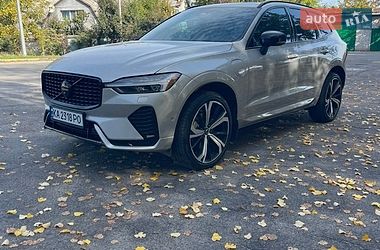 Внедорожник / Кроссовер Volvo XC60 2022 в Киеве