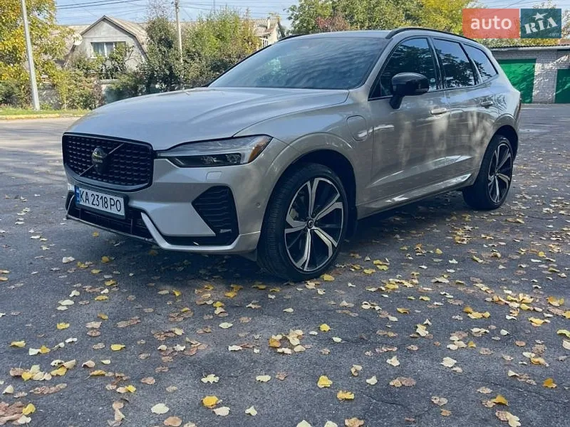 Volvo XC60 2022