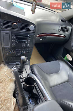 Универсал Volvo XC70 Cross Country 2004 в 