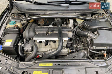 Универсал Volvo XC70 Cross Country 2004 в 
