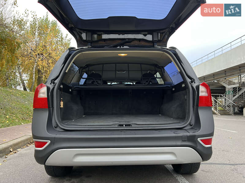 Универсал Volvo XC70 Cross Country 2008 в Киеве фото 39 Универсал Volvo XC70 Cross Country 2008 в Киеве