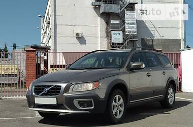 Универсал Volvo XC70 2008 в Киеве