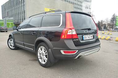 Внедорожник / Кроссовер Volvo XC70 2013 в Киеве