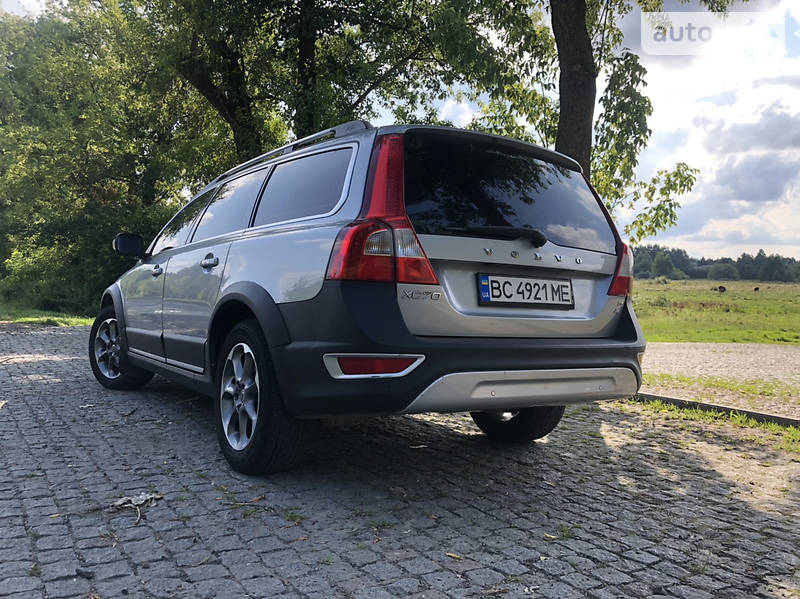 Внедорожник / Кроссовер Volvo XC70 2009 в Львове