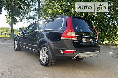 Внедорожник / Кроссовер Volvo XC70 2016 в Киеве