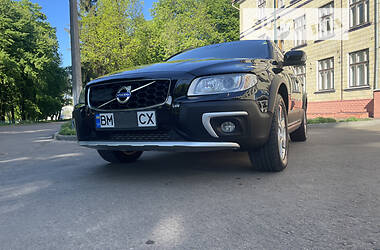 Внедорожник / Кроссовер Volvo XC70 2016 в Киеве