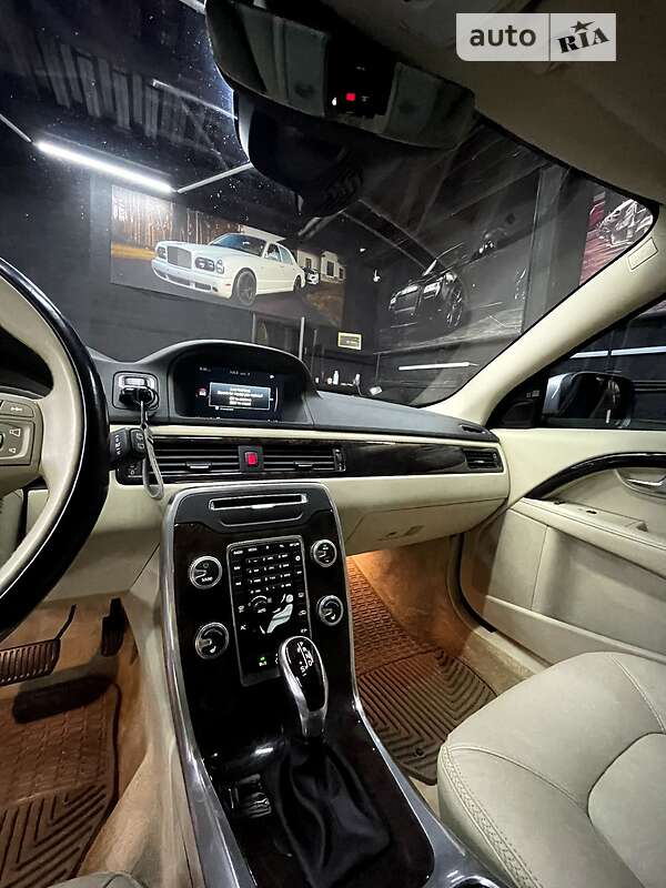 Универсал Volvo XC70 2014 в Хмельницком