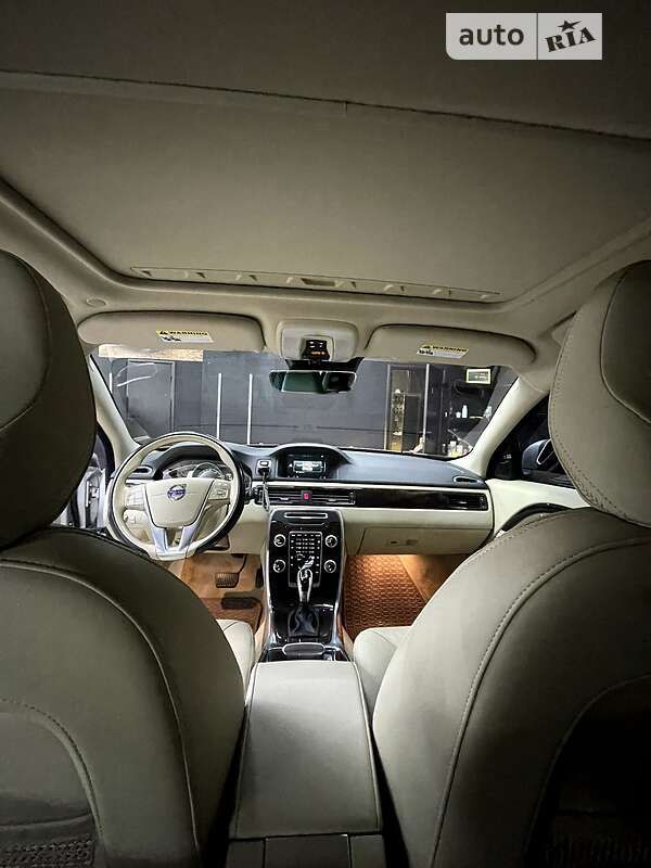 Универсал Volvo XC70 2014 в Хмельницком