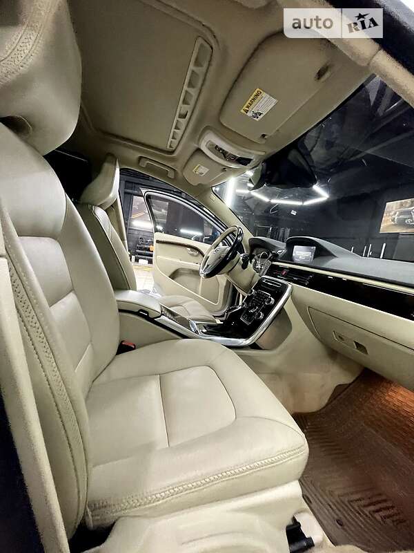 Универсал Volvo XC70 2014 в Хмельницком