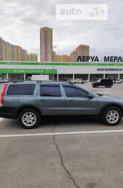 Универсал Volvo XC70 2004 в 
