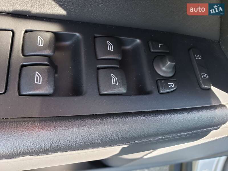 Универсал Volvo XC70 2013 в Киеве