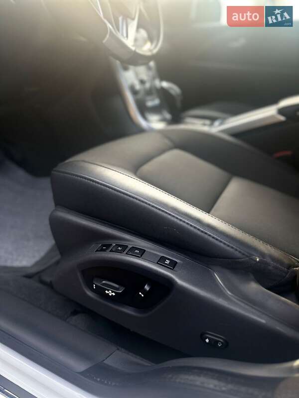 Універсал Volvo XC70 2014 в Рівному