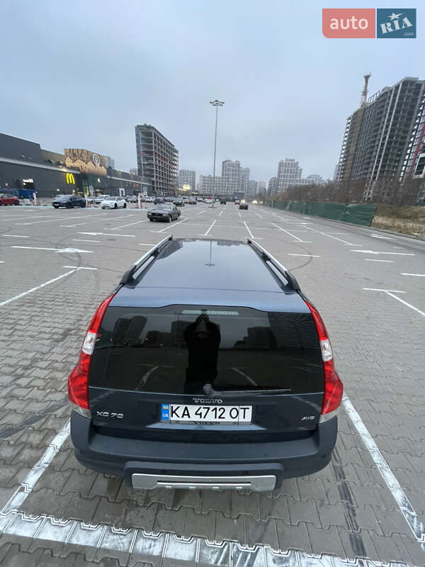 Универсал Volvo XC70 2006 в Киеве