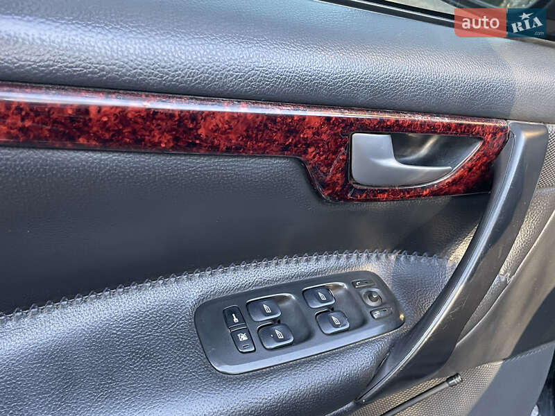 Универсал Volvo XC70 2003 в Львове