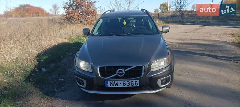 Volvo XC70 2009