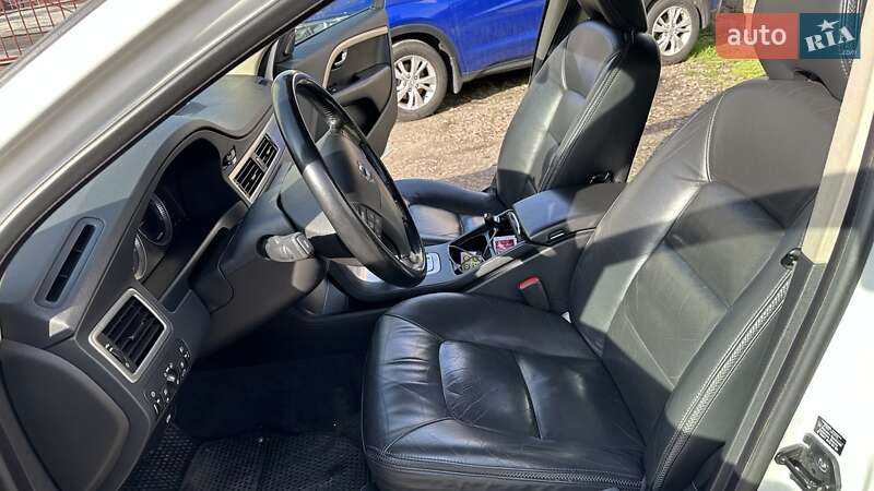 Универсал Volvo XC70 2008 в Киеве