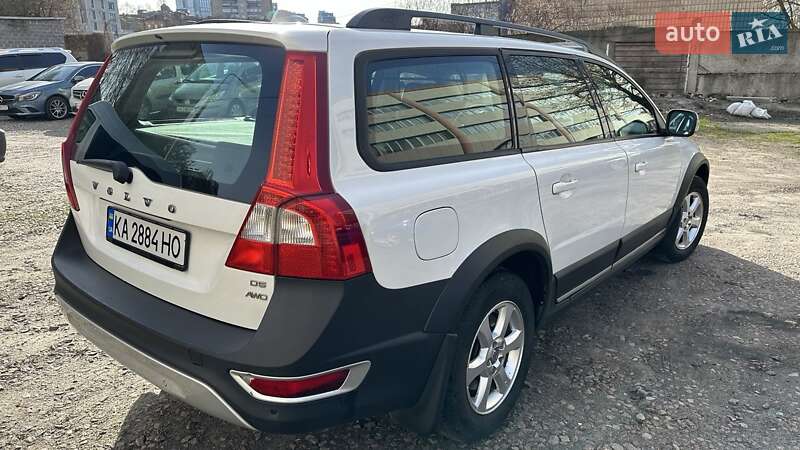 Универсал Volvo XC70 2008 в Киеве