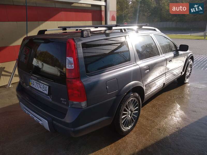 Универсал Volvo XC70 2006 в Киеве