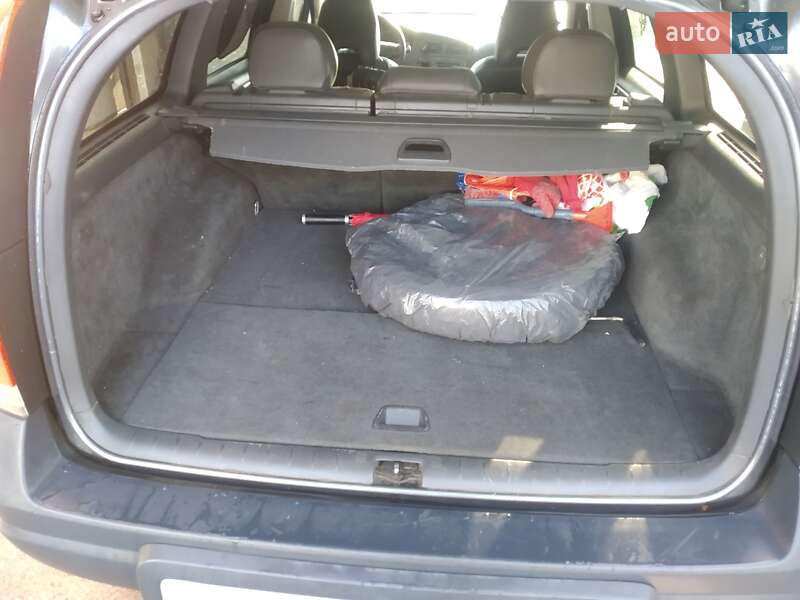 Универсал Volvo XC70 2006 в Киеве