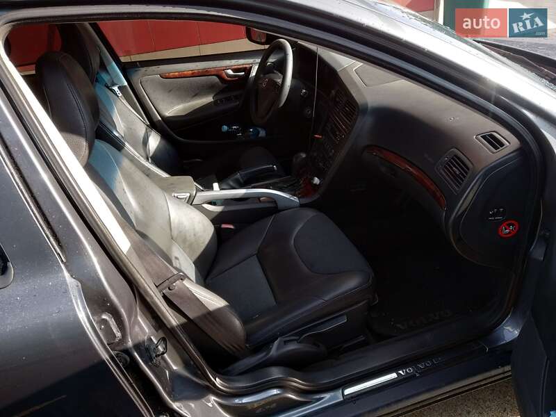 Универсал Volvo XC70 2006 в Киеве