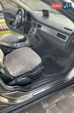 Универсал Volvo XC70 2009 в 