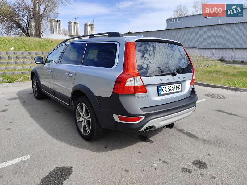 Универсал Volvo XC70 2013 в Киеве